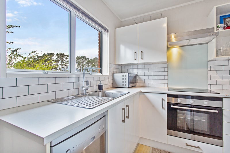 1576D Great North Road, Waterview, Auckland - Carousel 1
