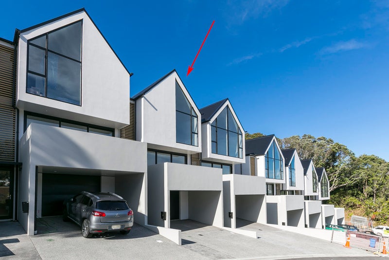 73 Melbourne Road, Island Bay, Island Bay - Carousel 2