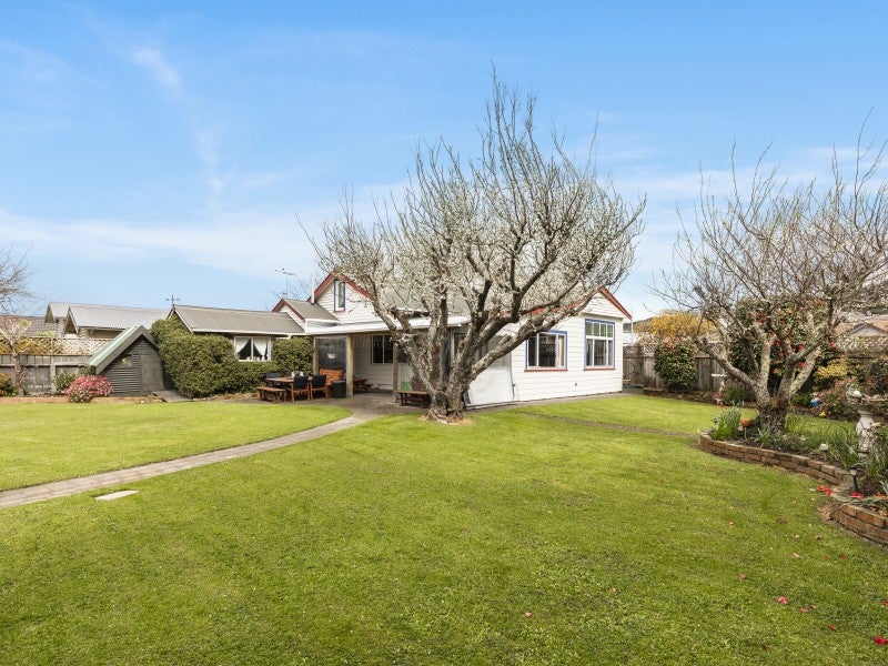 32 Connolly Street, Boulcott, Lower Hutt - Carousel 2