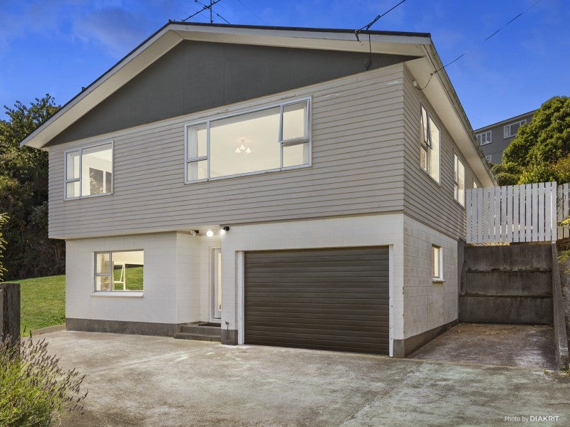 61 Montreal Grove, Kingston, Wellington - Carousel 16