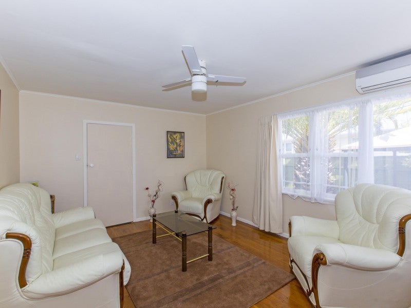 22 KONINI ST , Wainuiomata, WAINUIOMATA - Carousel 2