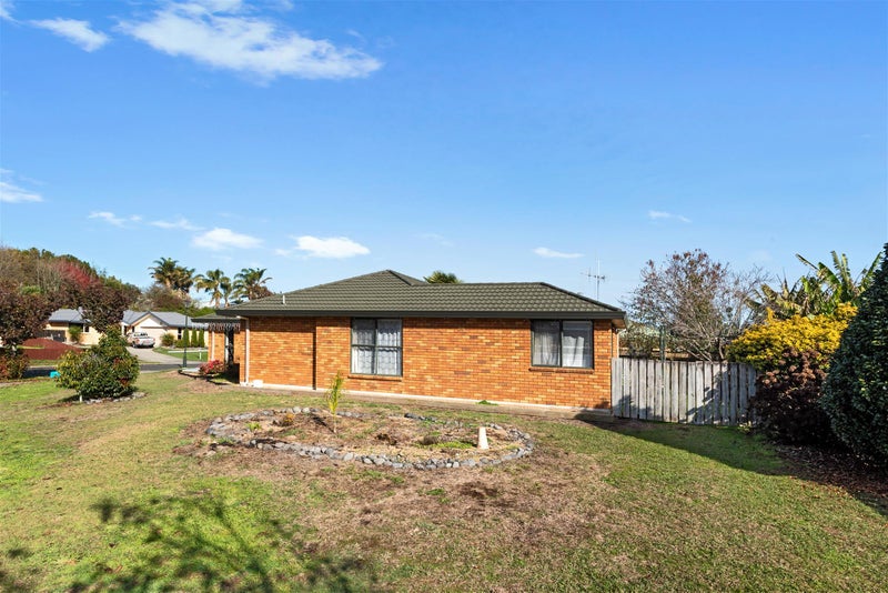 12 Twickenham Place, Nawton, Hamilton - Carousel 14