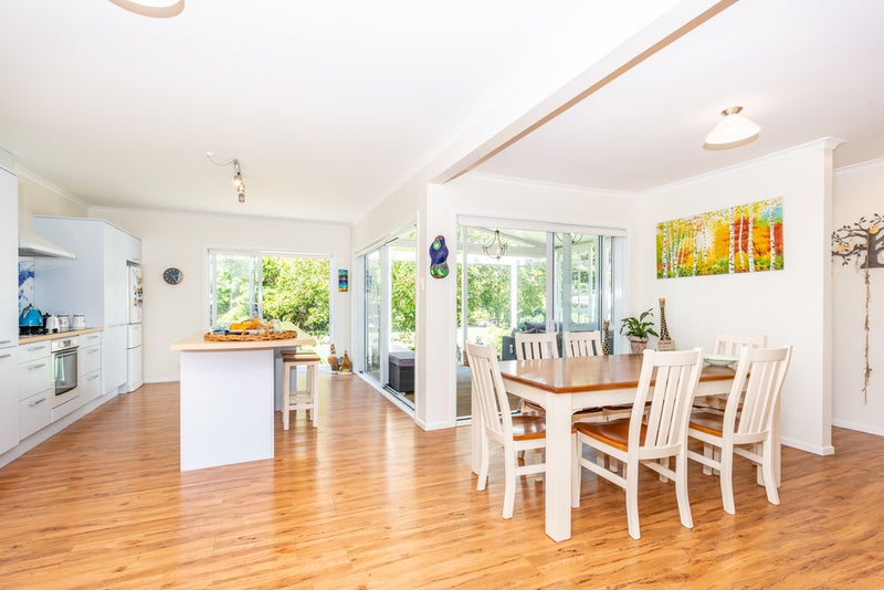 11 Clifford Street, Whataupoko, Gisborne - Carousel 2