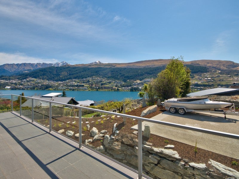 10 Silverwood LANE, KELVIN HEIGHTS, QUEENSTOWN - Carousel 26