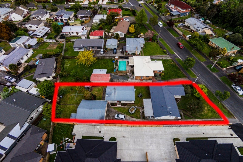 13 Glenview Terrace, Glenview, Hamilton - Carousel 14