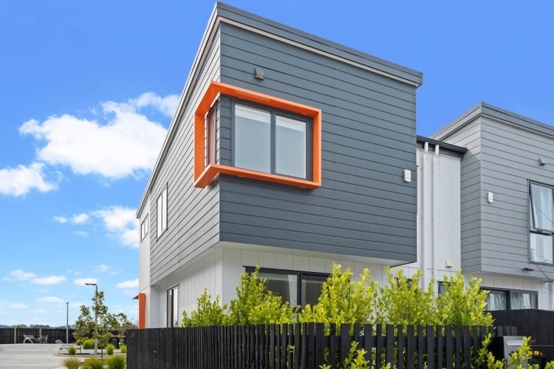 17 Papa Takaro Lane, Flat Bush, Auckland - Carousel 2