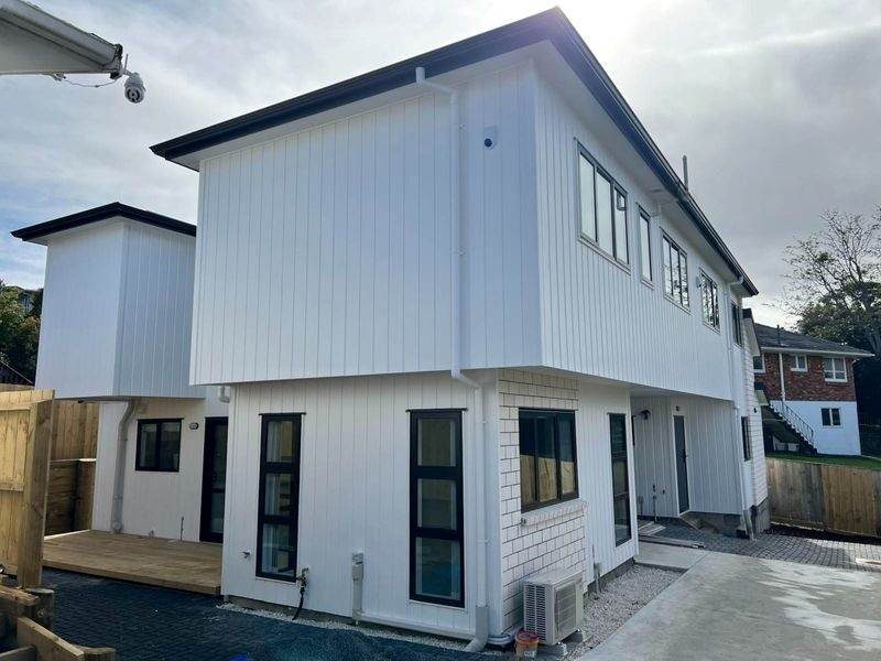 5A Pasteur Place, New Windsor, Auckland - Carousel 2