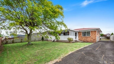 5 Hokianga Street, Mangere East, Auckland - Carousel 1