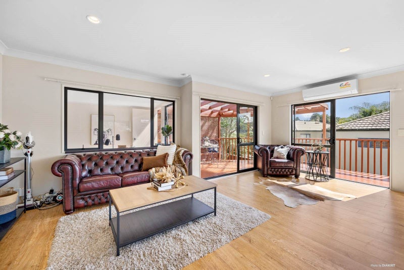 120H Gowing Drive, Meadowbank, Auckland - Carousel 2