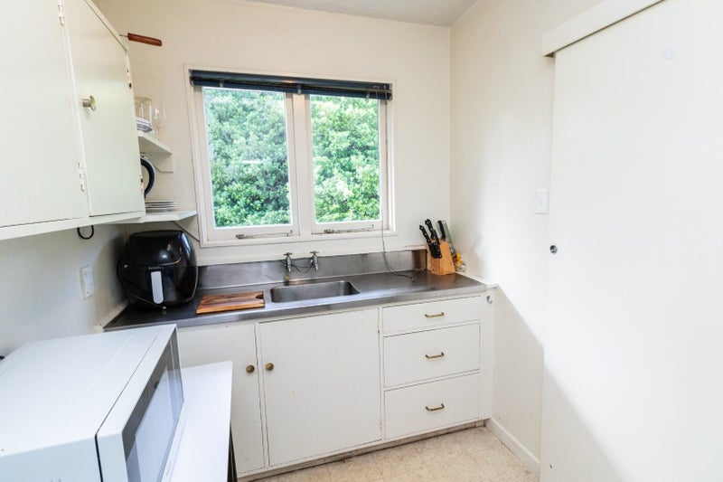 10/23 Finnimore Terrace, Vogeltown, Wellington - Carousel 2