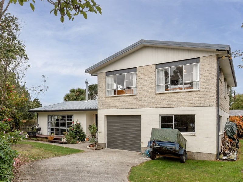 11 Cape Foulwind Road, Carters Beach, WESTPORT - Carousel 2