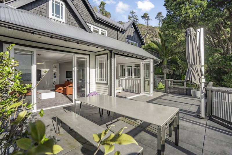 6 Korimako Road, Days Bay, Lower Hutt - Carousel 2