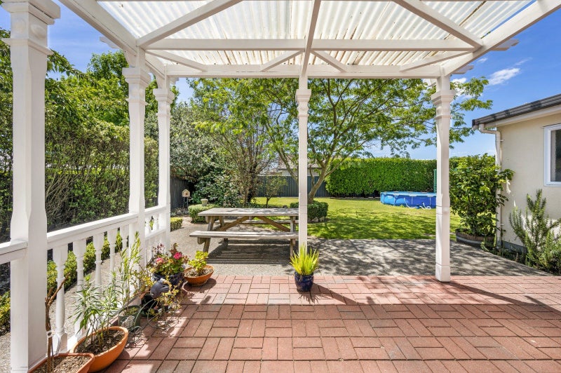 16 Arbuckle Road, Frimley, Hastings - Carousel 2