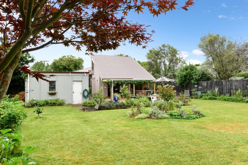 100 Albert Street, Hamilton East, Hamilton - Carousel 25