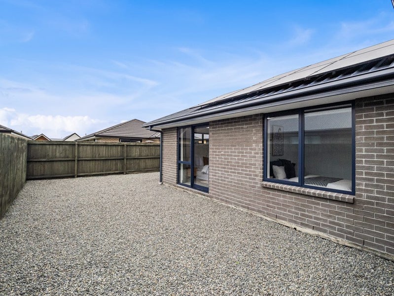 5 Gallop Lane, Yaldhurst, Christchurch - Carousel 25