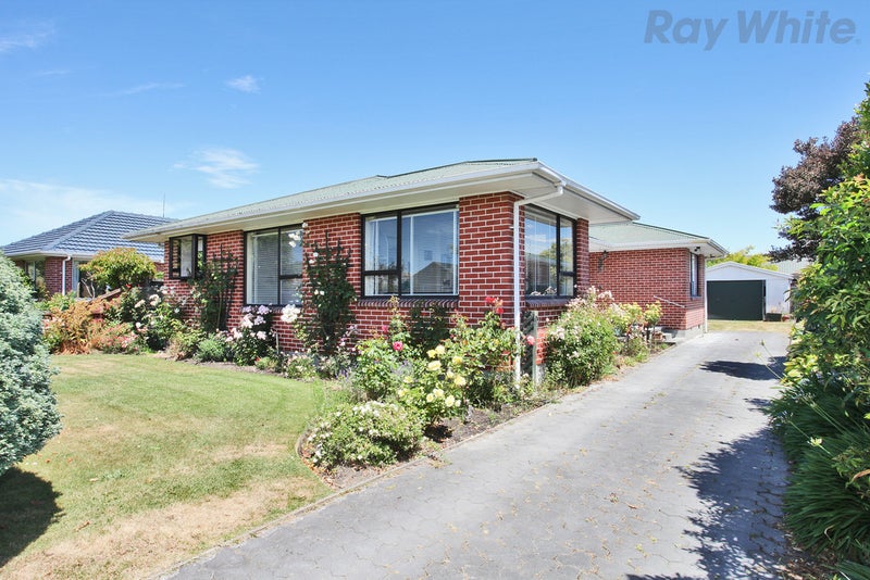 18 Clipper Place, Redwood, Christchurch - Carousel 1