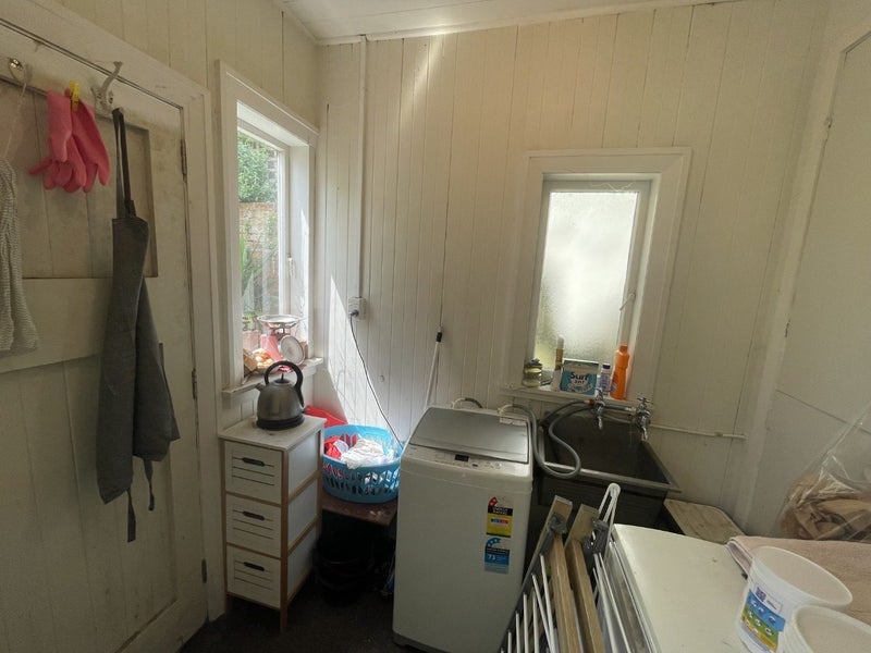107 Elizabeth Street, Mount Victoria, Wellington - Carousel 15