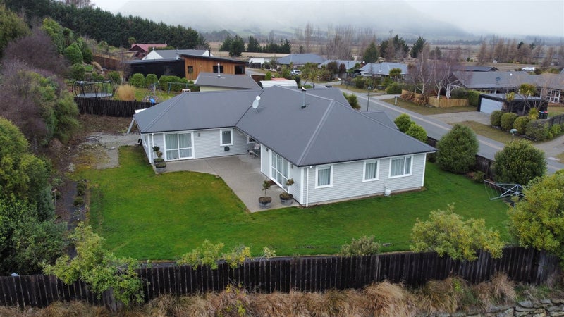 22 Charles Court, Wanaka - Carousel 21