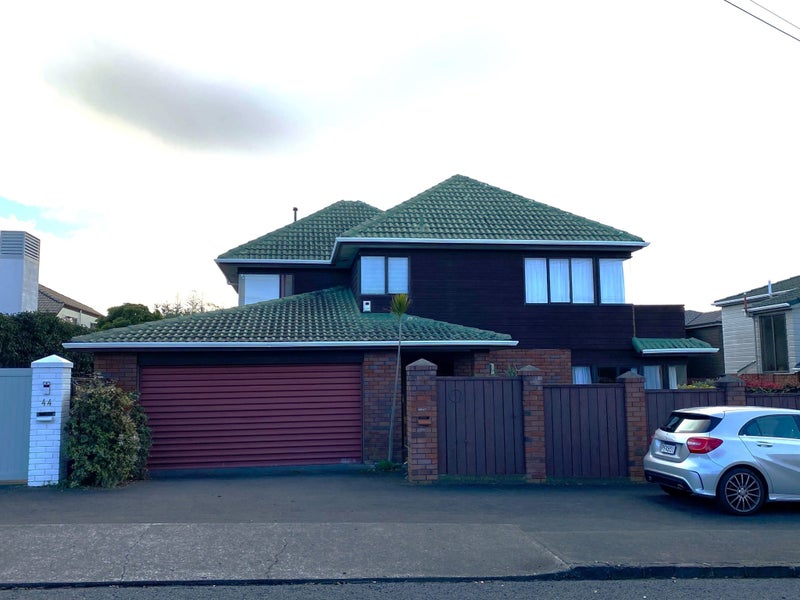 46 Milford Road, Milford, Auckland - Carousel 1