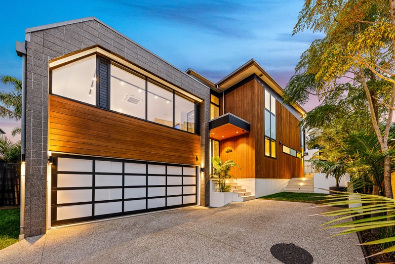 131A Beach Road, Castor Bay, Auckland - Carousel 1