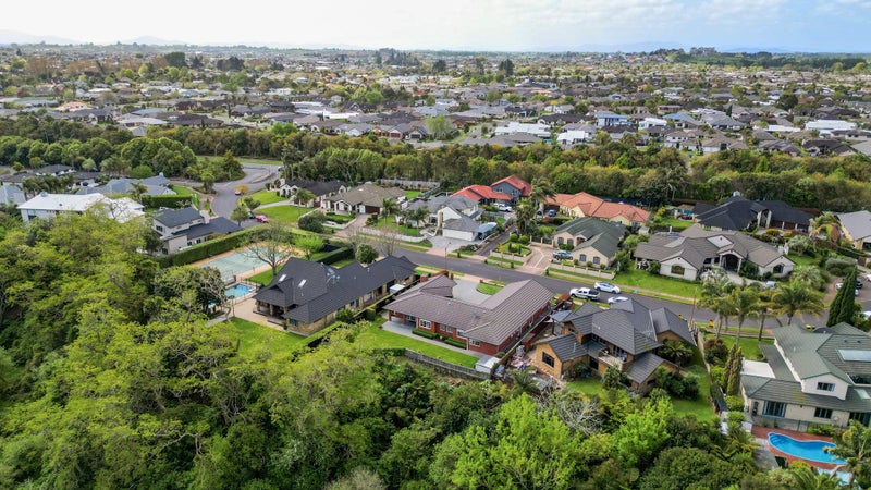 12 Raungawari Drive, Huntington, Hamilton - Carousel 33