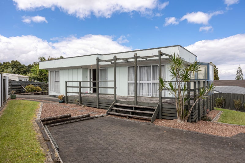 139 Everglade Drive, Totara Heights, Auckland - Carousel 2