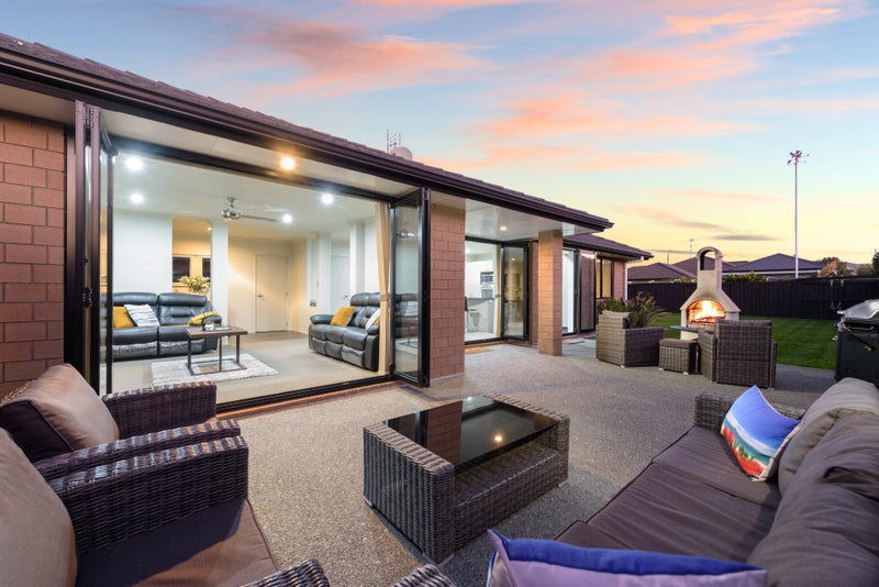 82 Carrington Drive, Papamoa Beach, Papamoa - Carousel 1
