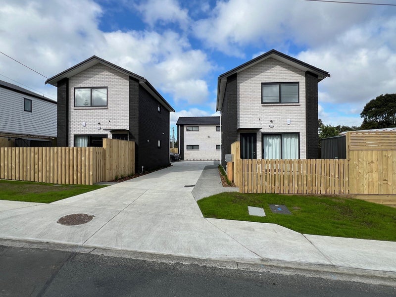 5 Epping Road, Henderson, Auckland - Carousel 1