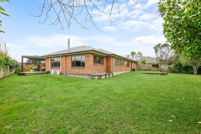 11 Montrose Place, Highlands Park, New Plymouth - Carousel 20