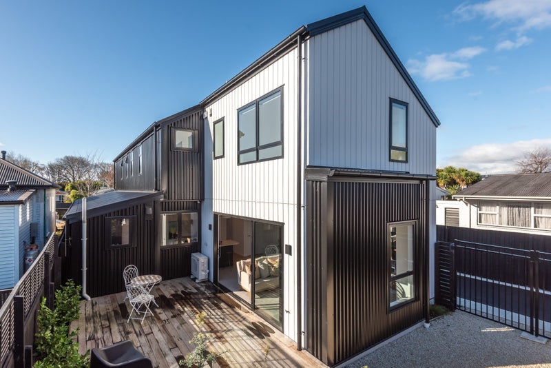 2/211 Springfield Road, St Albans, Christchurch - Carousel 1