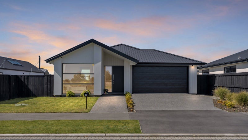 101 Skibbereen Drive, Halswell, Christchurch - Carousel 1