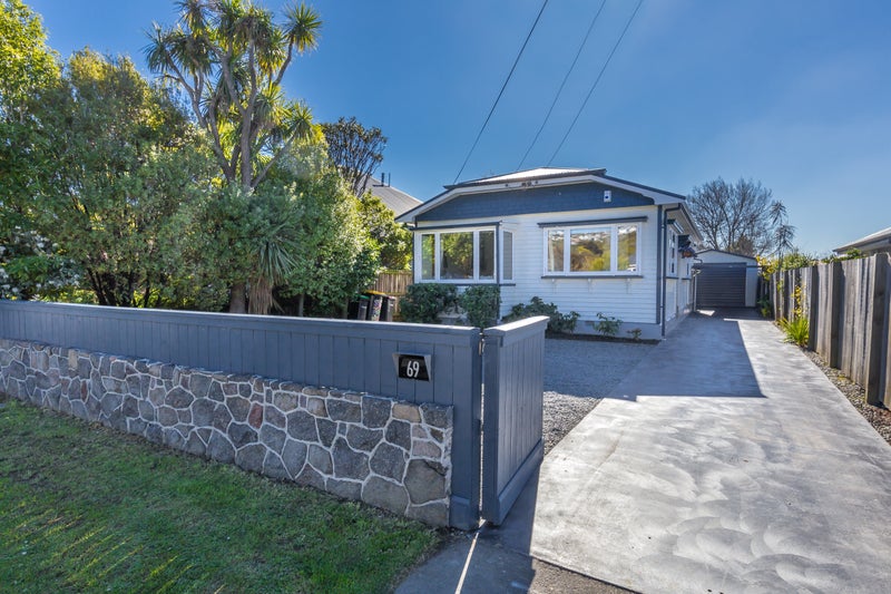 69 Corson Avenue, Beckenham, Christchurch - Carousel 1