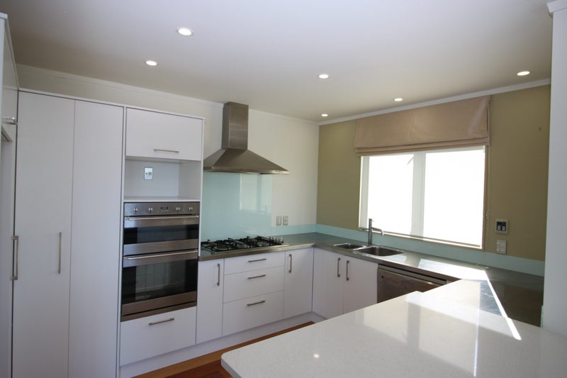 84B Madras Street, Khandallah, Wellington - Carousel 2