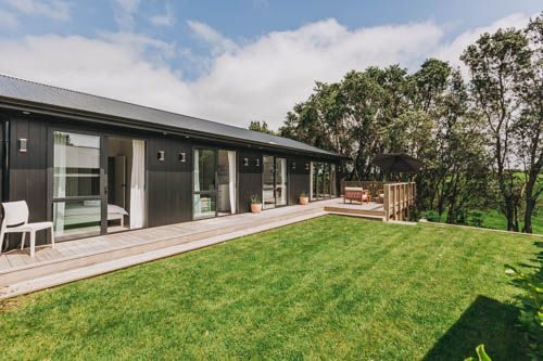 16B Russell Drive, Ōakura - Carousel 28