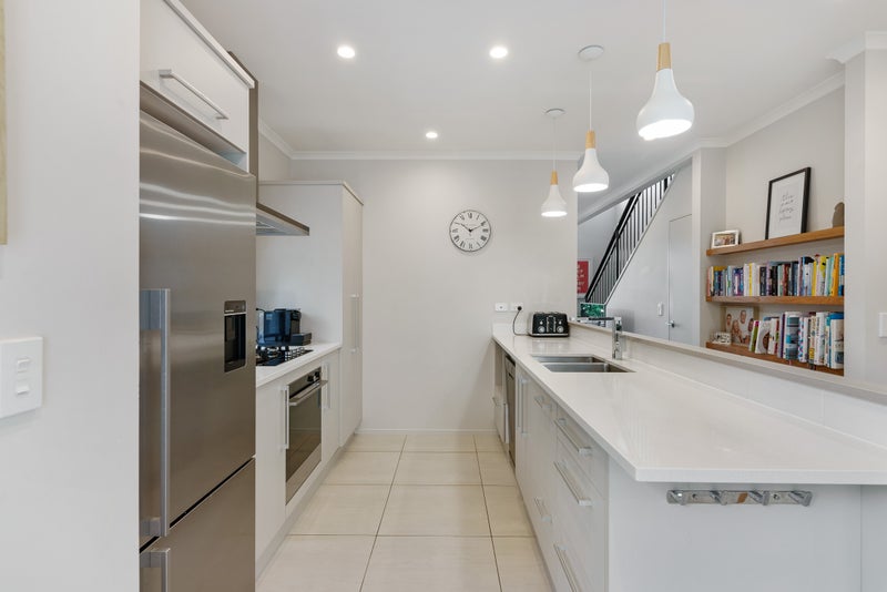 43 Costa Viva Crescent, Karaka, Papakura - Carousel 2