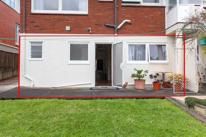 86 Queenstown Road, Onehunga, Auckland - Carousel 13