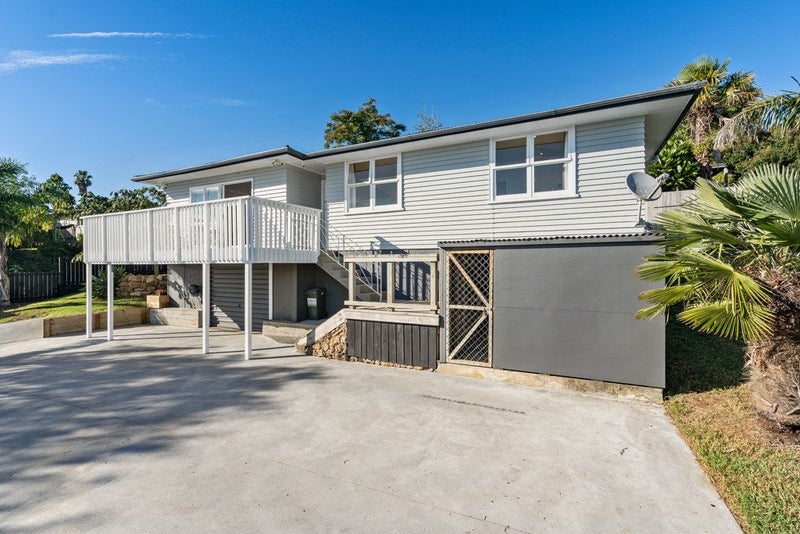 16 Mcinnes Avenue, Kamo, Whangarei - Carousel 2