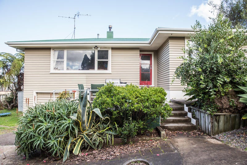 552 Fraser Street, Greerton, Tauranga - Carousel 1