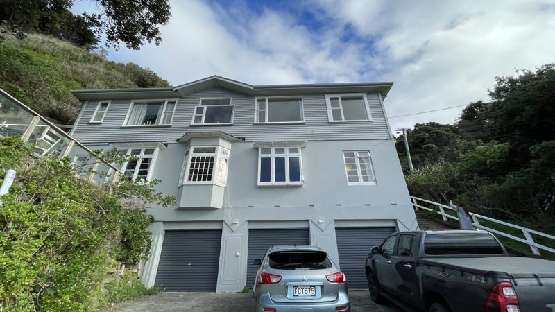 1/136 Evans Bay Parade, Roseneath, Wellington - Carousel 1