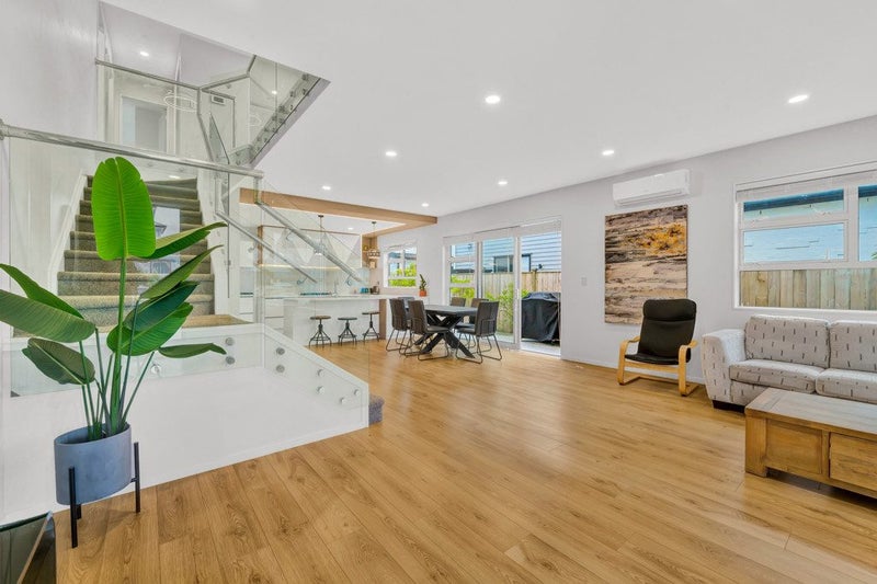 11 Habitat Place, Hobsonville, Auckland - Carousel 2