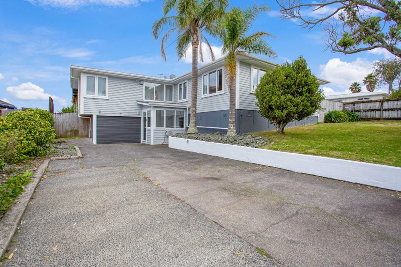 61 Ridge Road, Howick, Auckland - Carousel 1