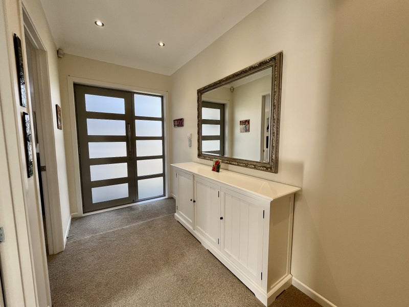 5A Queensway, Three Kings, Auckland - Carousel 2