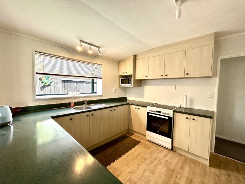 17 Glenfield Road, Owhata, Rotorua - Carousel 2
