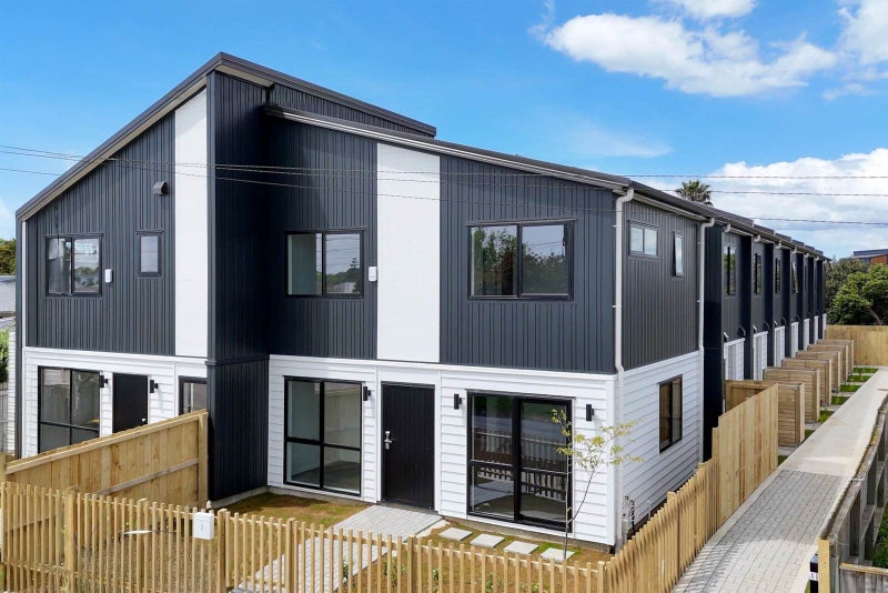 5/46 Dale Crescent, Pakuranga, Auckland - Carousel 1
