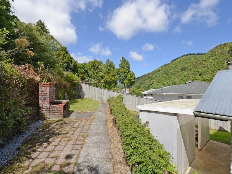 232 Akatarawa Road, Akatarawa, Upper Hutt - Carousel 20