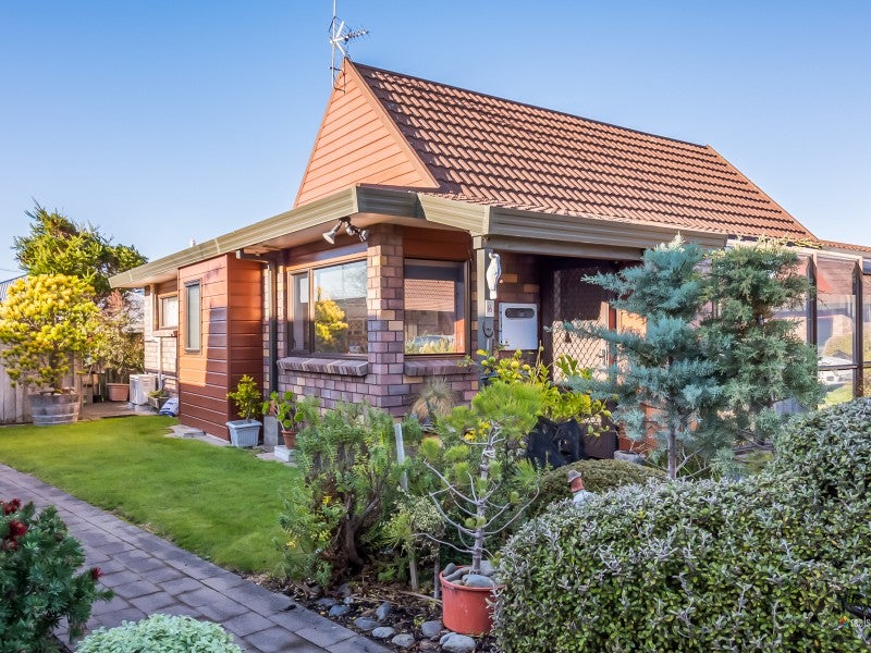 16/18 King Street, Petone, Lower Hutt - Carousel 1