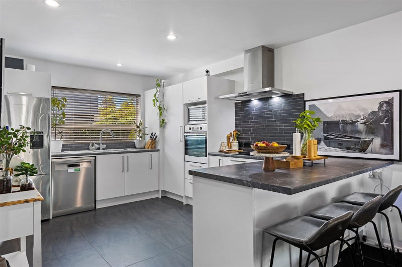 3/75 Burke Street, Addington, Christchurch - Carousel 2