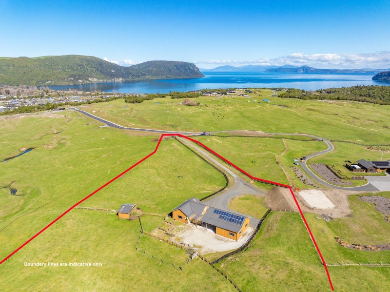 18 Kahikatea Drive, Kinloch, Taupō - Carousel 1
