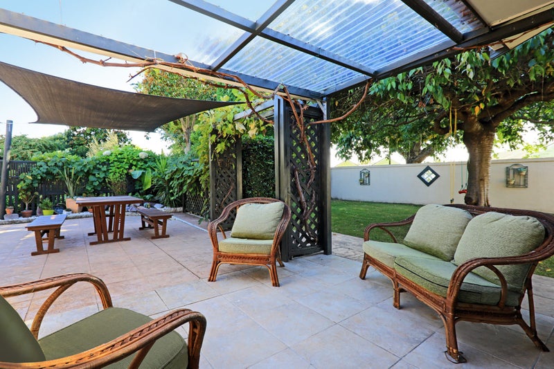 24 Symons Street, Parkvale, Hastings - Carousel 1