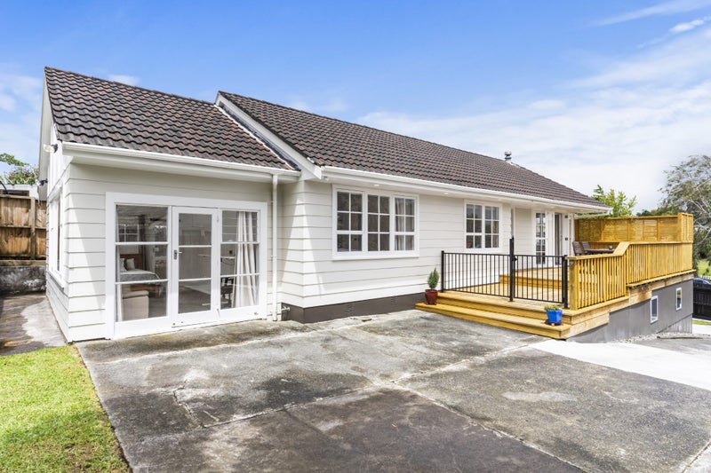 31 Moncrieff Avenue, Clendon Park, Auckland - Carousel 1